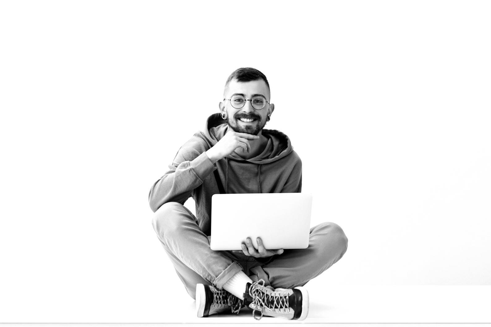 Sessão de pair programming desenvolvendo recursos multiplataforma